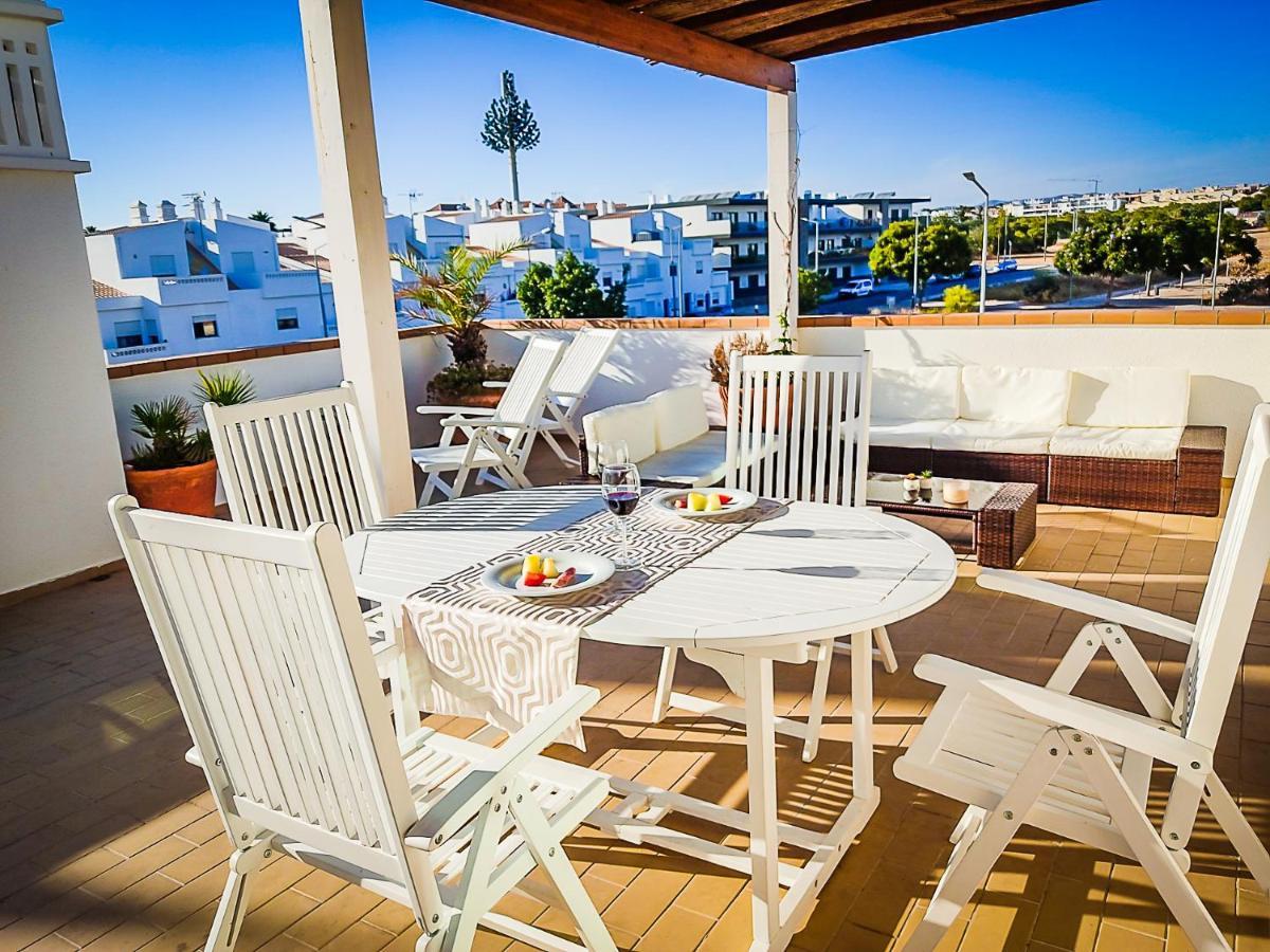 Cabanas Terraces - Pool And Seaview Тавира Екстериор снимка
